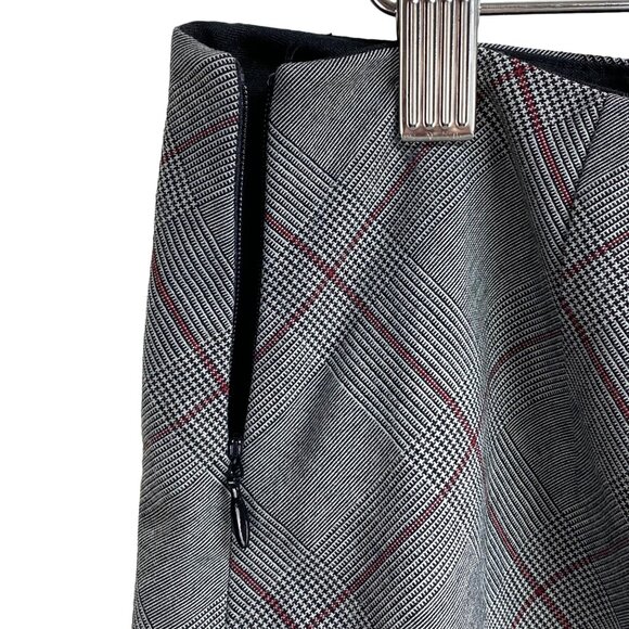 The Limited Gray Plaid Pencil Skirt Size 8 - Picture 4 of 7